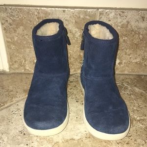 Kids Ugg Rye navy..  size 12